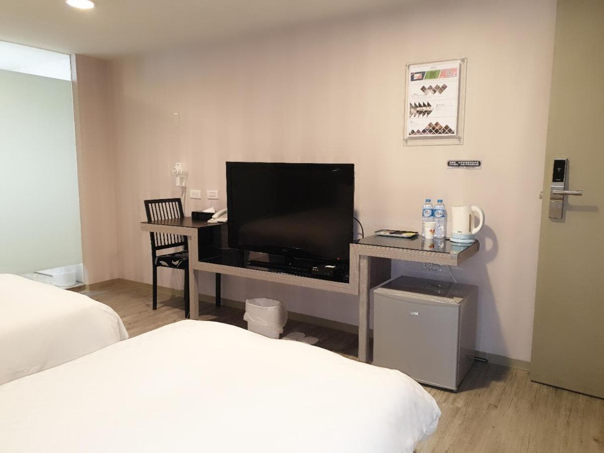 Walker Hotel - Zhengyi 2 Đài Bắc Ngoại thất bức ảnh