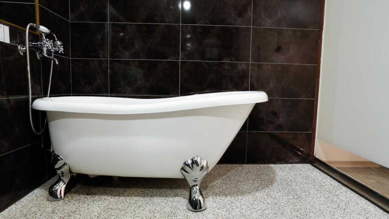 Walker Hotel - Zhengyi 2 Đài Bắc Ngoại thất bức ảnh